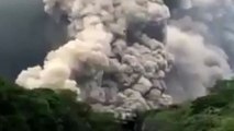 과테말라 푸에고 화산 폭발...'아비규환' 속 25명 사망 / YTN