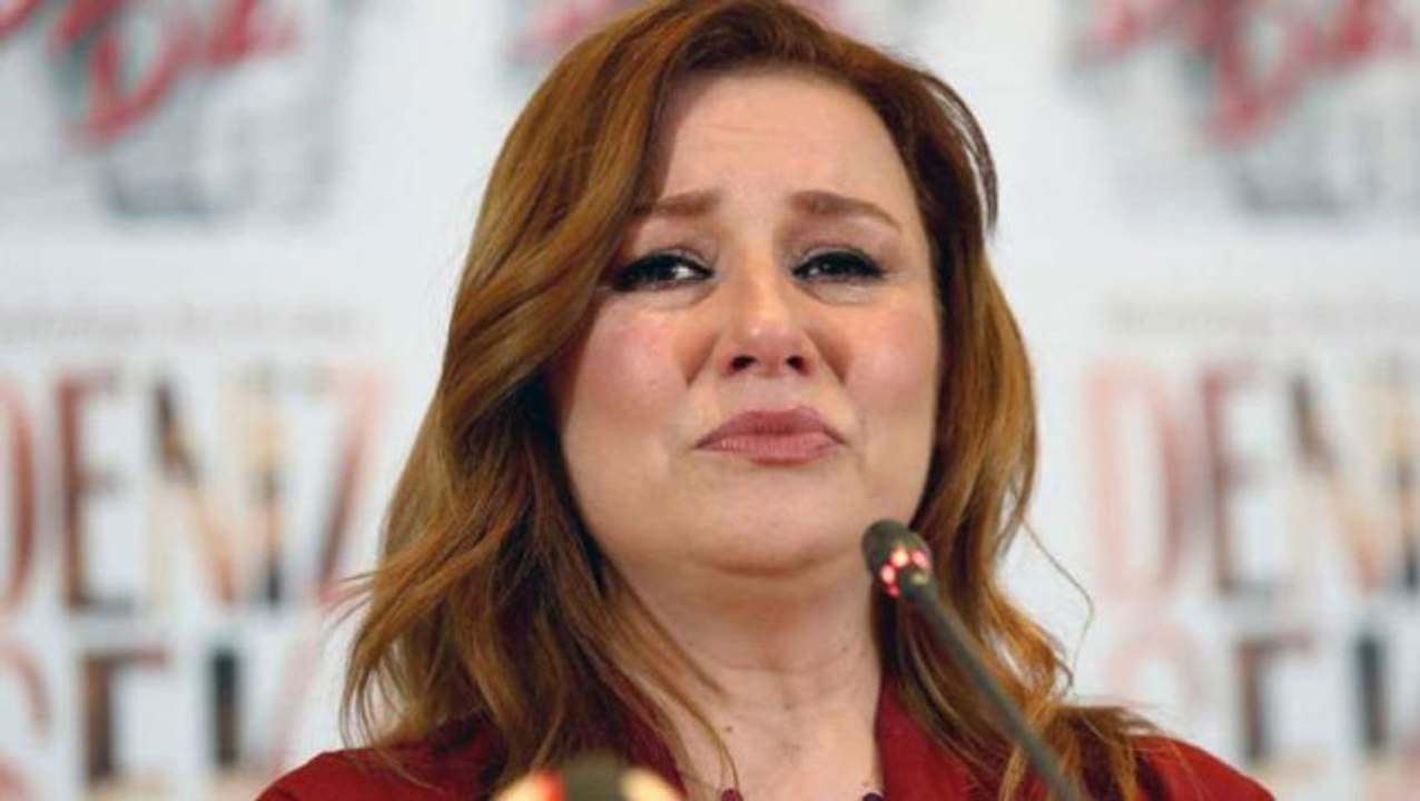 Şarkı Söylerken Detone Olan Deniz Seki: Kendi Sahnem Dışında Şarkı Söylemeyeceğim