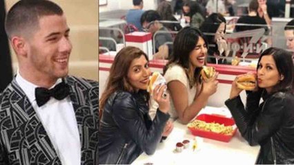 Priyanka Chopra's Smile gets flirty comment from Nick Jones; Find out here | FilmiBeat