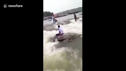 Man drowns when rope collapses during river rescue
