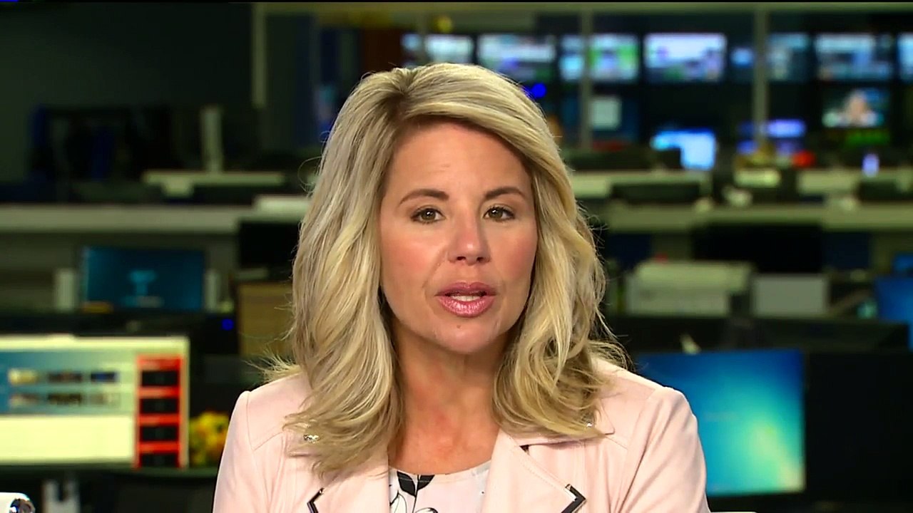 Police Officers Support Daughter of Fallen Officer at High School Graduation