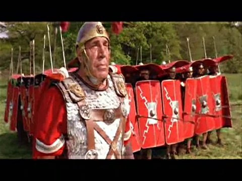 Astérix & Obélix contre César : les gaulois attaquent les romains