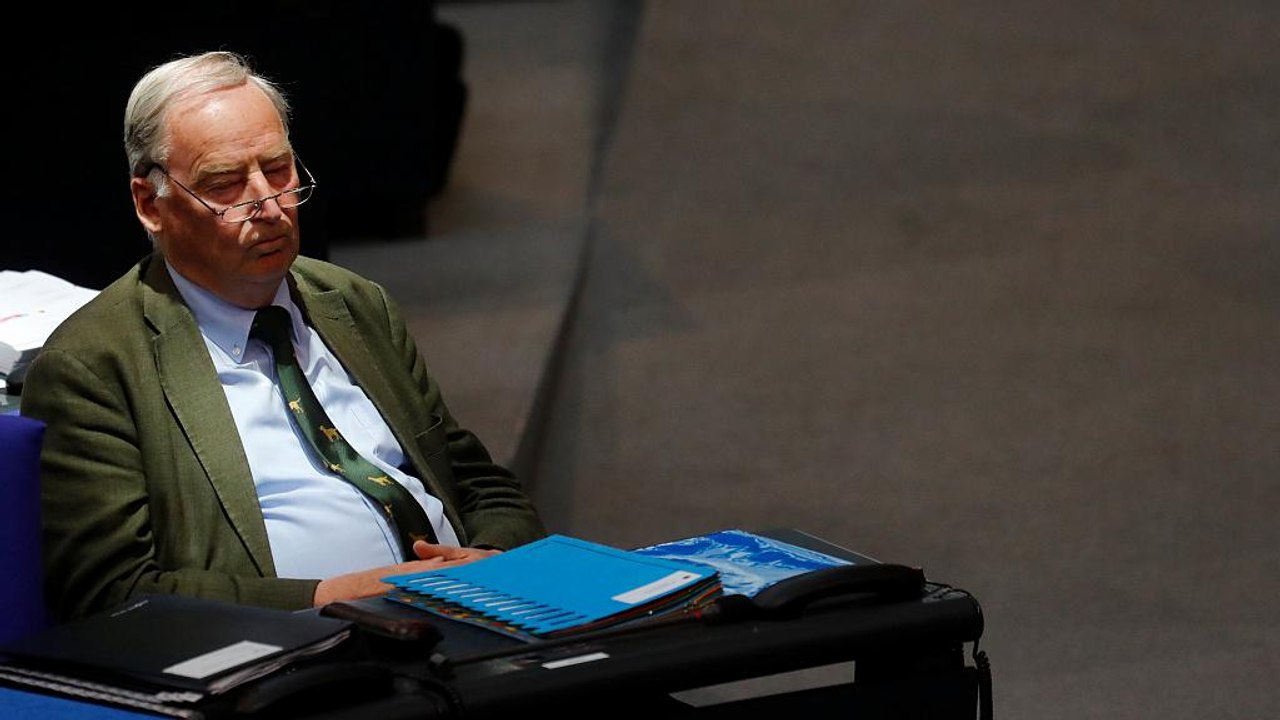 Gaulands 'Vogelschiss': Die Bundesregierung findet's 'beschämend'