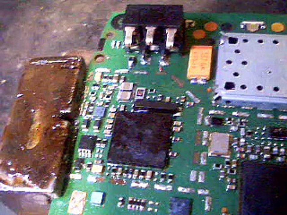 successfully replaced uem from water damage 1202 and see alive after replacing.