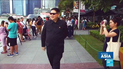 Kim Jong-un''s impersonator takes tourists by surprise