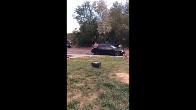 Ils font voler un pneu en déclenchant 3 airbags et c'est le drame