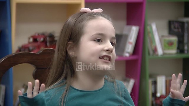 Ne kurthin e Piter Pan - Kamera e fshehte: Eno dhe Biona!