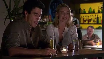 Justin asks Scarlett if she wants to go back to her place- Home and Away