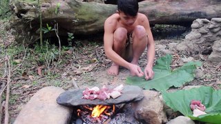 Primitive Survival- Cooking Meat on a Rock