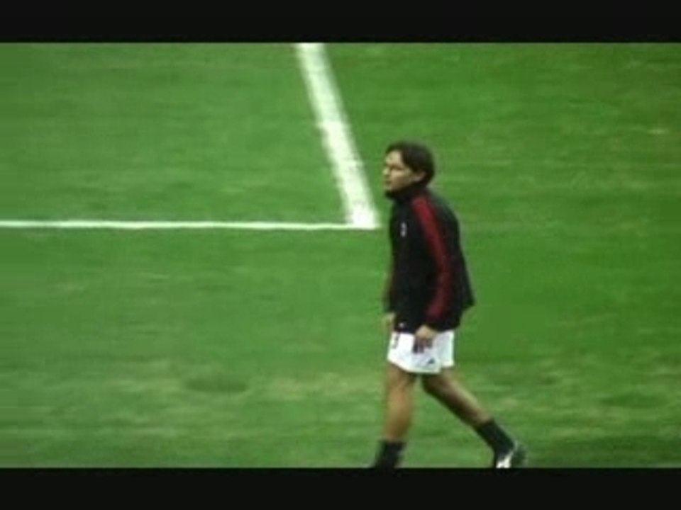 Milan - Celtic échauffement et présentation de l'AC Milan