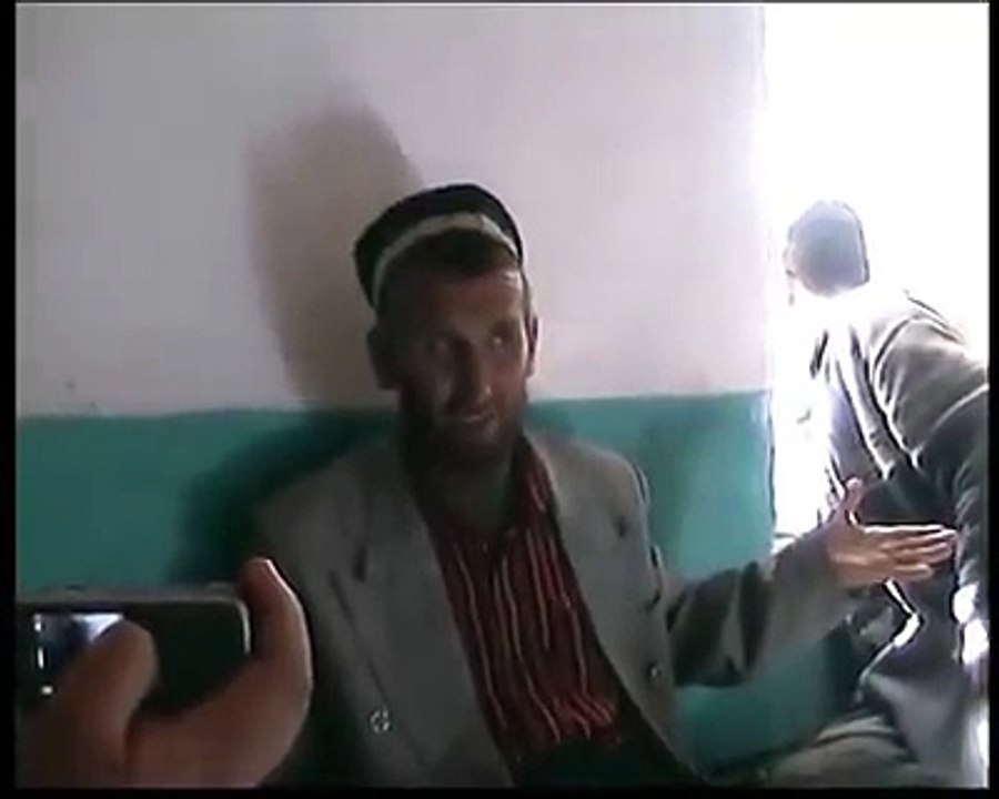 ВИДЕО: Алло, мы ищем таланты! Брат-близнец Жимми? Мужчина из Центральной Азии, распевающий песни Болливуда, взорвал социальные сети своим исполнением. Вы ег