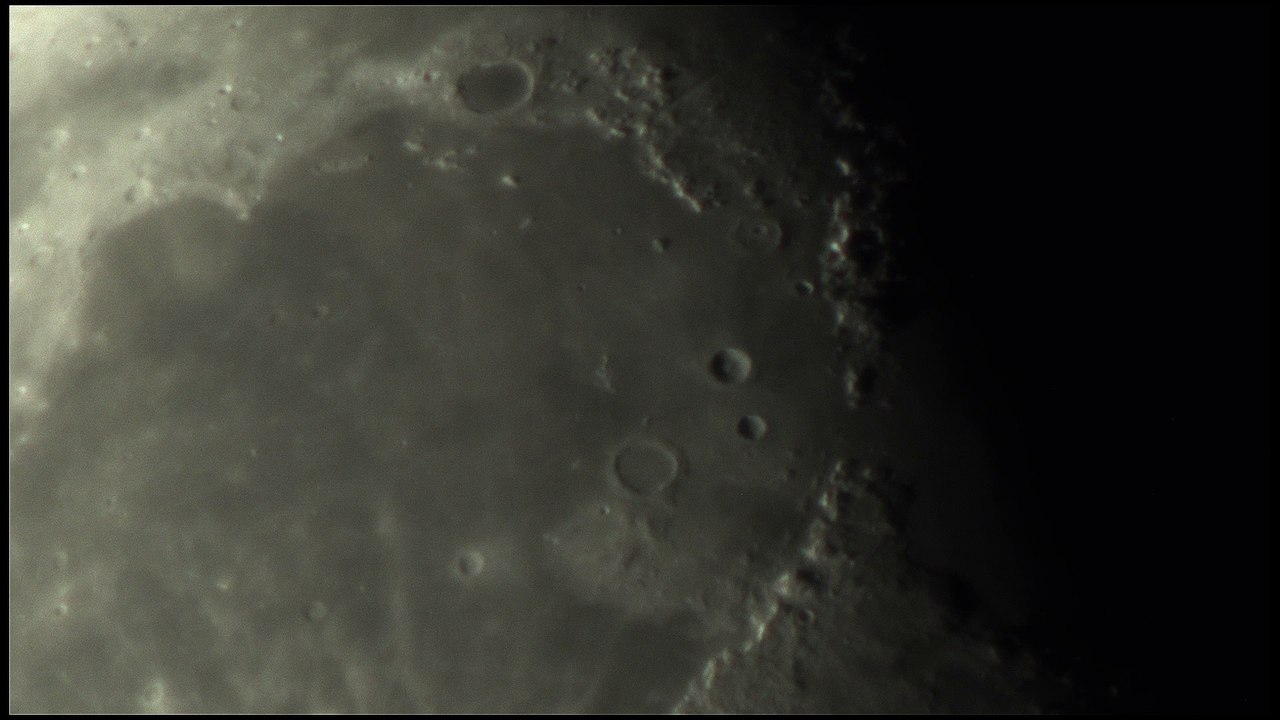Moon, Illuminated: 66,3% (5 June 2018)