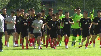 알프스 기운 '팍팍'...월드컵 전진 기지 첫 훈련 / YTN