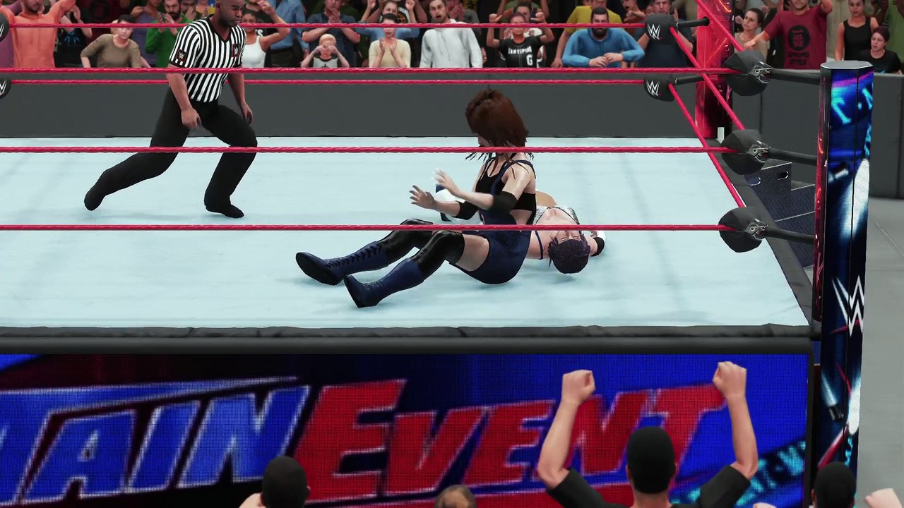 Zowma Rion vs. Alex Esymo in a singles match.