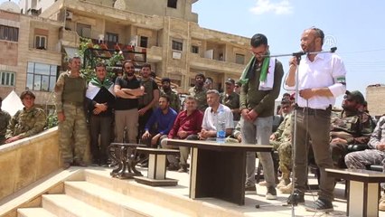 Afrinli Kürt Genç Memleketine Sazıyla Sözüyle Döndü (1)