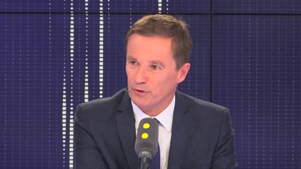 Nicolas Dupont-Aignan reproche à "certains "dirigeants Républicains de magouiller avec En Marche"