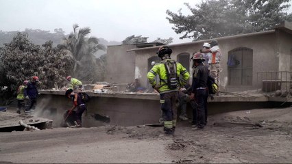 Guatemala volcano: Rescuers struggle as death toll rises