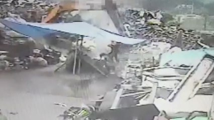 전차 탄피 절단 작업 중 폭파...1명 사망 / YTN