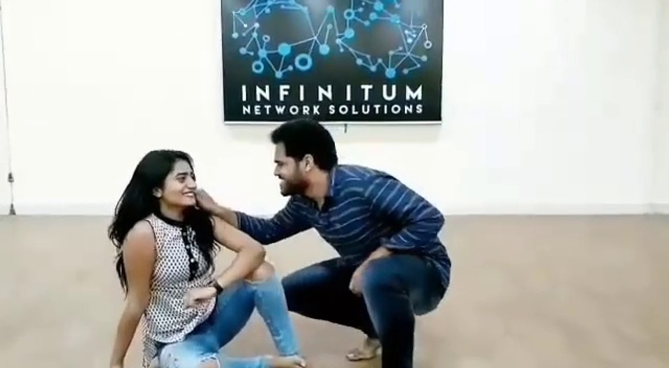 A sweet boy and cute girl hot dance video