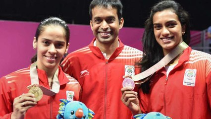 Gopichand Training Saina And Sindhu at Separate Venues