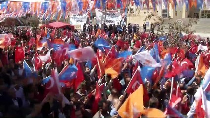 Başbakan Yıldırım: 'Artık Kürt kardeşlerimizin çocuklarını kandıramayacaklar' - HAKKARİ