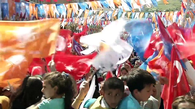 Başbakan Yıldırım: 'Hakkari'ye 16 yılda tam 10 kat trilyon yatırım ve destek yaptık' - HAKKARİ