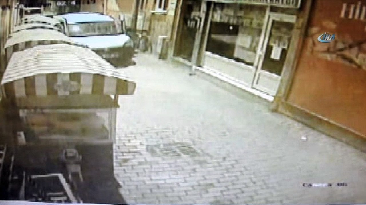 Tonlarca ağırlıktaki çelik kasayı böyle çaldılar