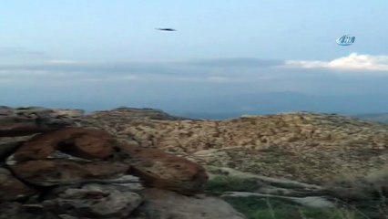 Helikopter, teröristlerin geçiş güzergahını böyle taradı