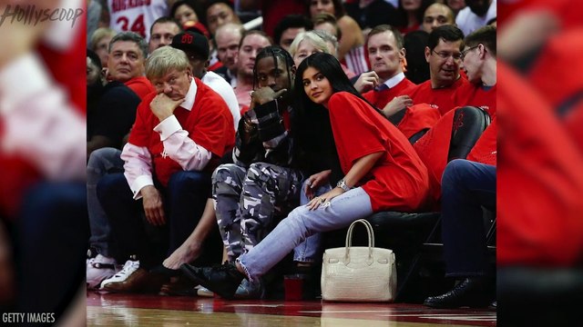 Selena Gomez SHAVES Her Head! Kylie Jenner Wants Khloe To get BACK With Tristan! | DR