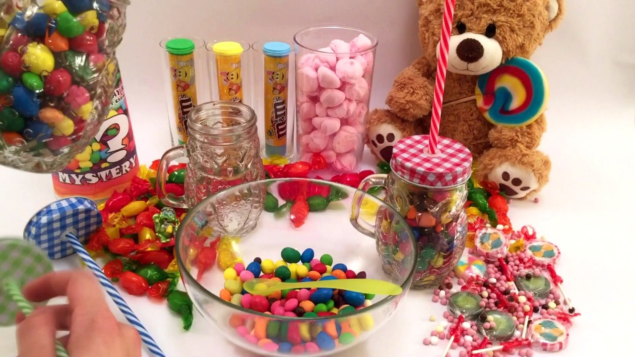 CandyPlay Bear Owl Surprise Jar