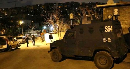 Komşuların Park Yeri Kavgası Kanlı Bitti: 1'i Polis 5 Yaralı