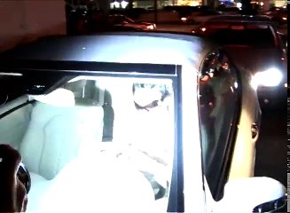 Britney Spears Rescued By X17 Paparazzo After Her Mercedes Gets A Flat! [2008]