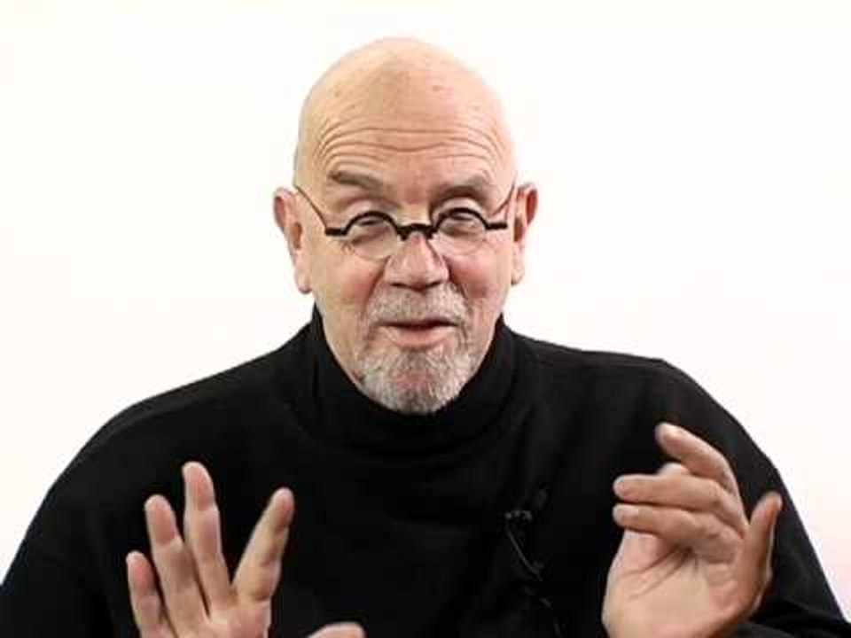 Chuck Close Photographs Brad Pitt