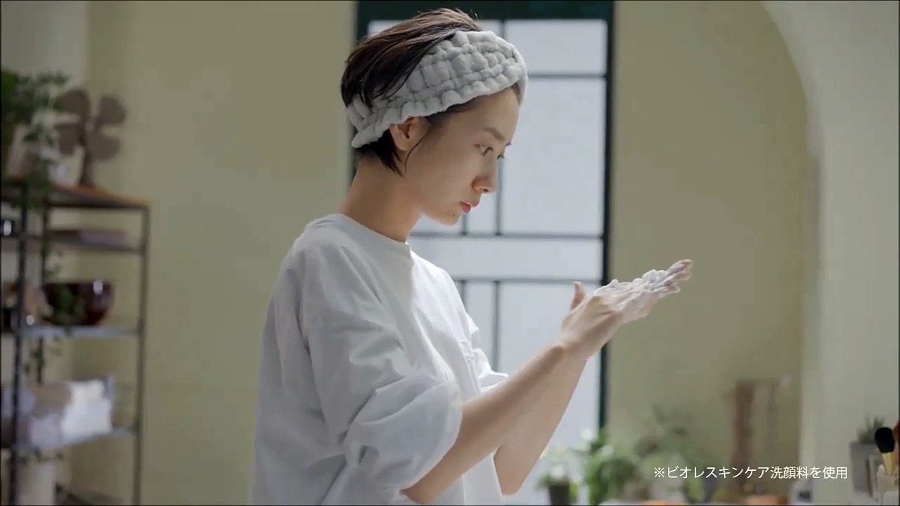 【波瑠 ‏】花王 ビオレ　マシュマロホイップ 「どっち？」篇 +「泡体験」篇 2話