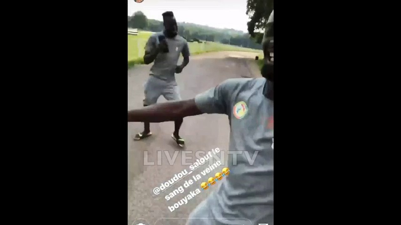 (Vidéo) Mbaye Niang et Salif Sané créent une nouvelle danse dans la tanière “gaindé day daggou”