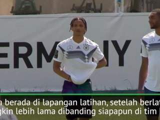 Sterling Kecewa Sane Tak Ikut Ke Piala Dunia