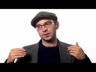 Onion Editor Joe Randazzo Reveals How to Write Concise, Funny Headlines That Avoid Rambling or Falli