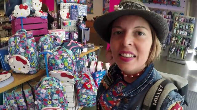 SHOPPING BACK TO SCHOOL - CHASSE aux ACCESSOIRES et CARTABLES FUN à Londres PART1 - Démo Jouets