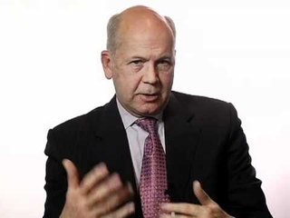 Robert Dolan Teaches Business Ethics