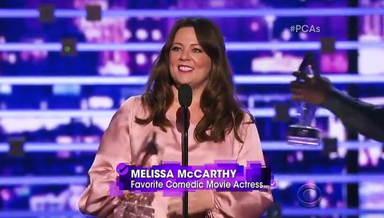 The 42nd Annual Peoples Choice Awards 2016 Part 1 (1/2)