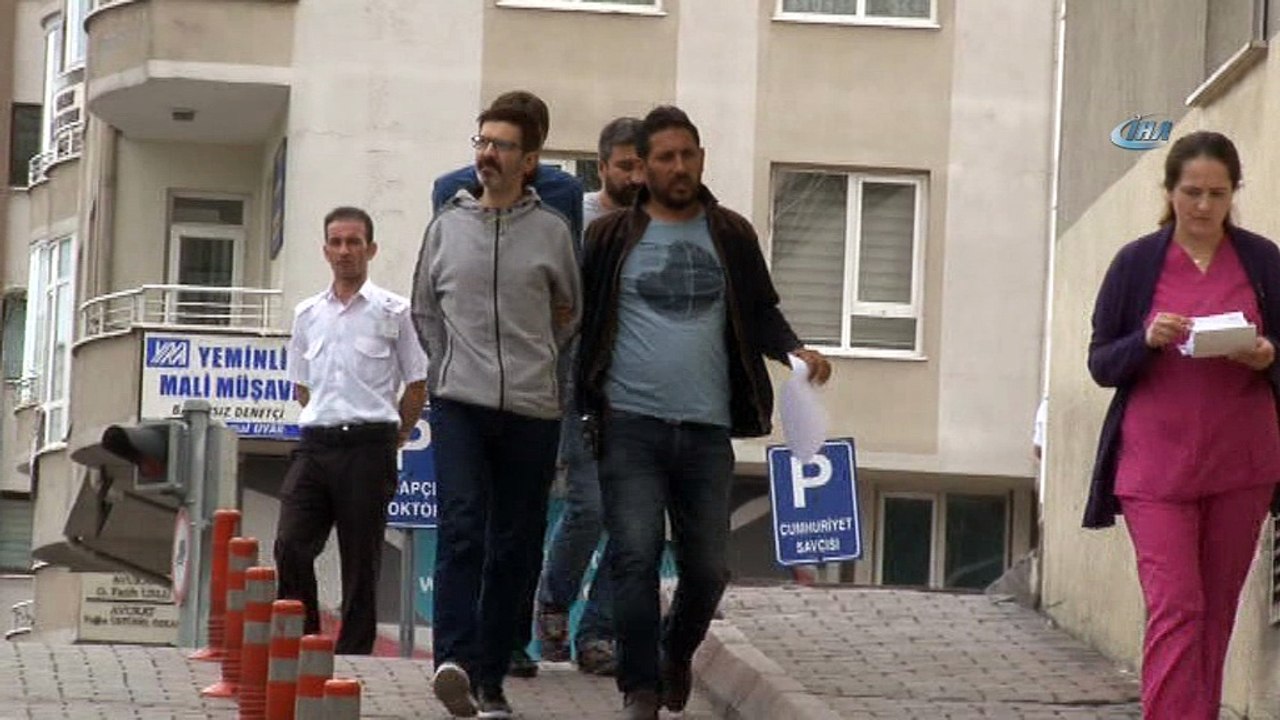 FETÖ’nün askeri imamı sahte kimlikle yurt dışına kaçmak isterken yakalandı