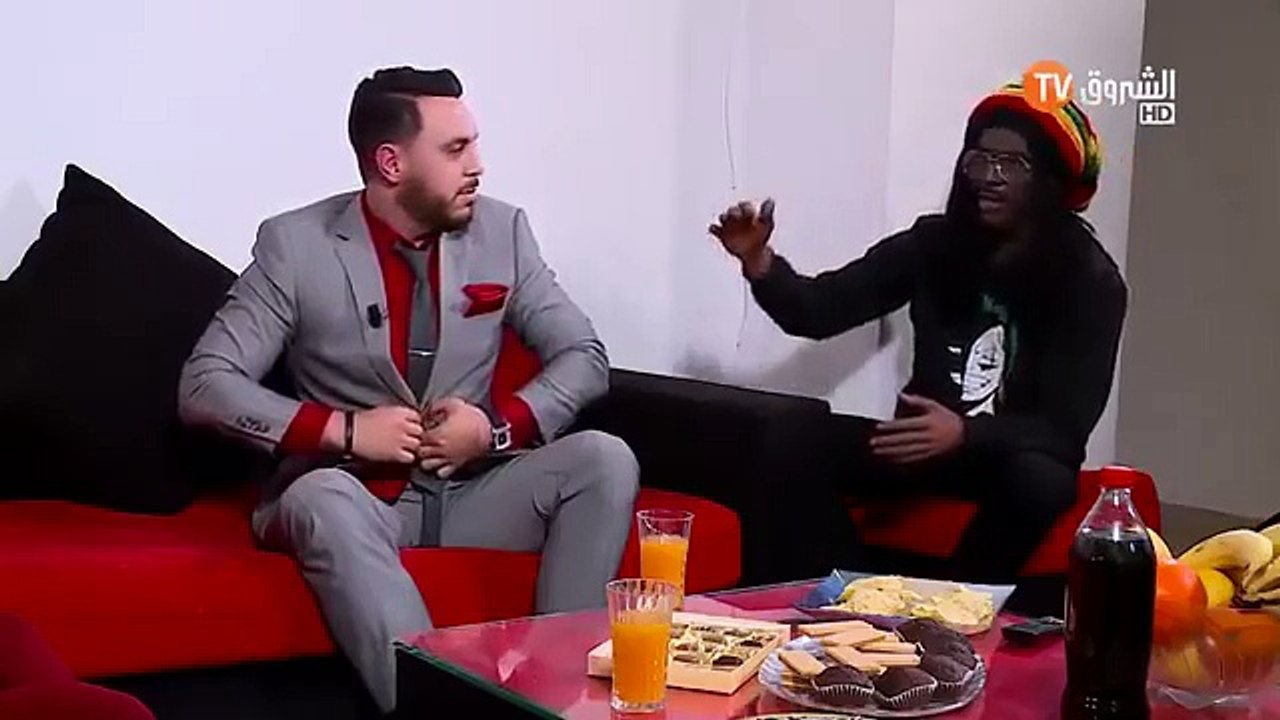 الشاب مازي ردوه كي الطفلة في دارو في كاميرا كاشي دار تكسار