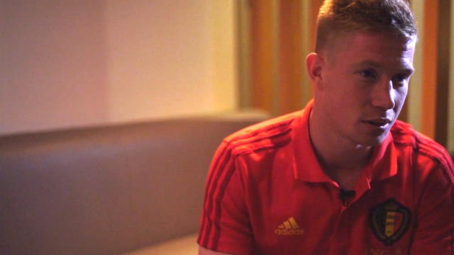 It's easy to criticise Sterling behind a keyboard! - De Bruyne