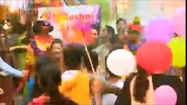 Yeh Hai Mohabbatein : Raman's 'flash mob' Dance Surprise to Ishita : 8 june 2018