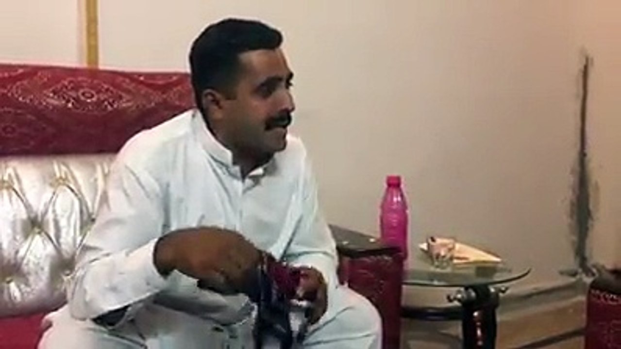 duniya ka sb se mazloom aurlachaar banda