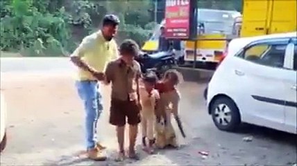 hamen aisy logon ki zaroorat hai apny moashry me