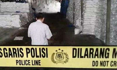 Mabes Polri Gerebek Gudang Garam Ilegal