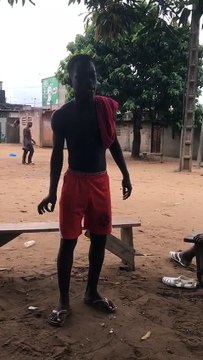 Ecouter le remix de saper comme jamais de maitre gims c'est vraiment cool