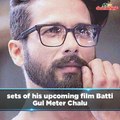 Shahid Kapoor Is Having Fun As He Enjoys A Laugh On The Sets Of Batti Gul Meter Chalu