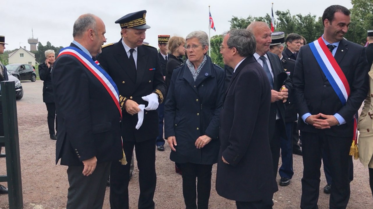 Arrivée de la secrétaire d’Etat aux armées